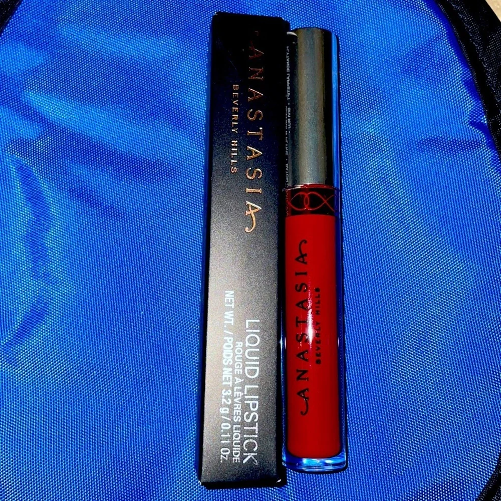 Anastasia Beverly Hills *** new